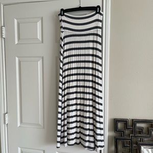 Y & I Gray and White Striped Maxi Skirt